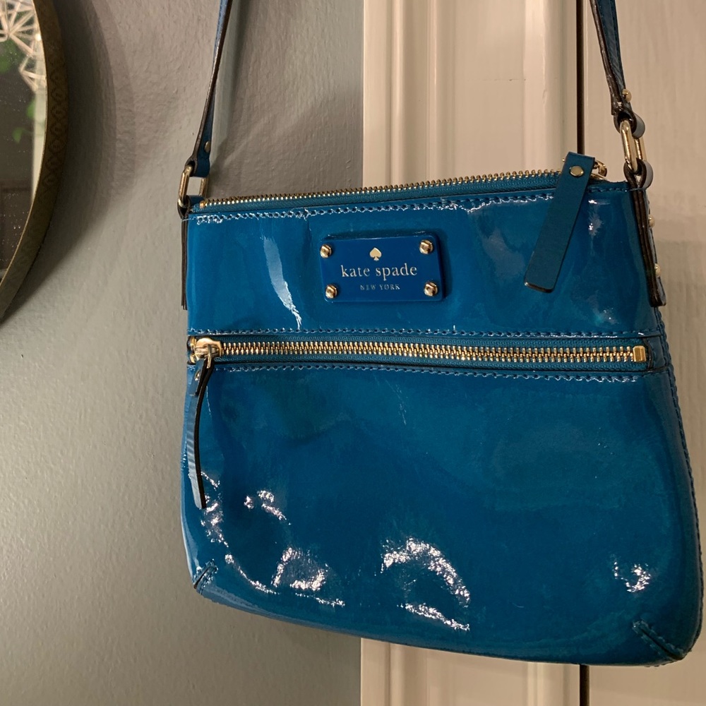 Kate Spade crossbody - like new!